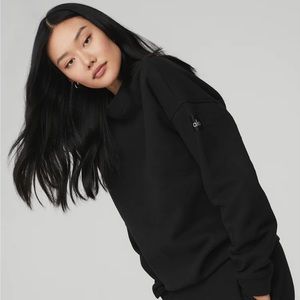 ALO black crewneck